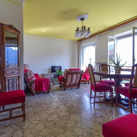Mamma Ciccia Holiday Home - Casa Imperia Mandello del Lario Luaran gambar