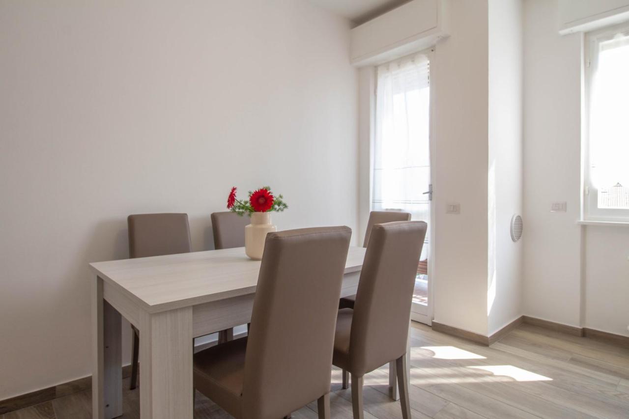 Mamma Ciccia Holiday Home - Casa Imperia Mandello del Lario Luaran gambar
