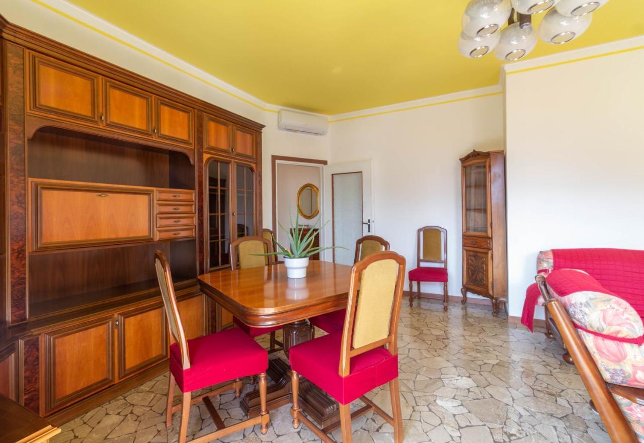 Mamma Ciccia Holiday Home - Casa Imperia Mandello del Lario Luaran gambar