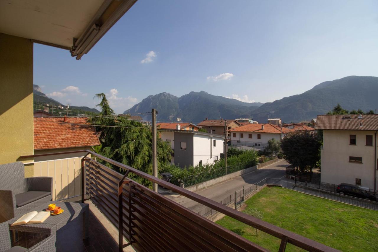Mamma Ciccia Holiday Home - Casa Imperia Mandello del Lario Luaran gambar