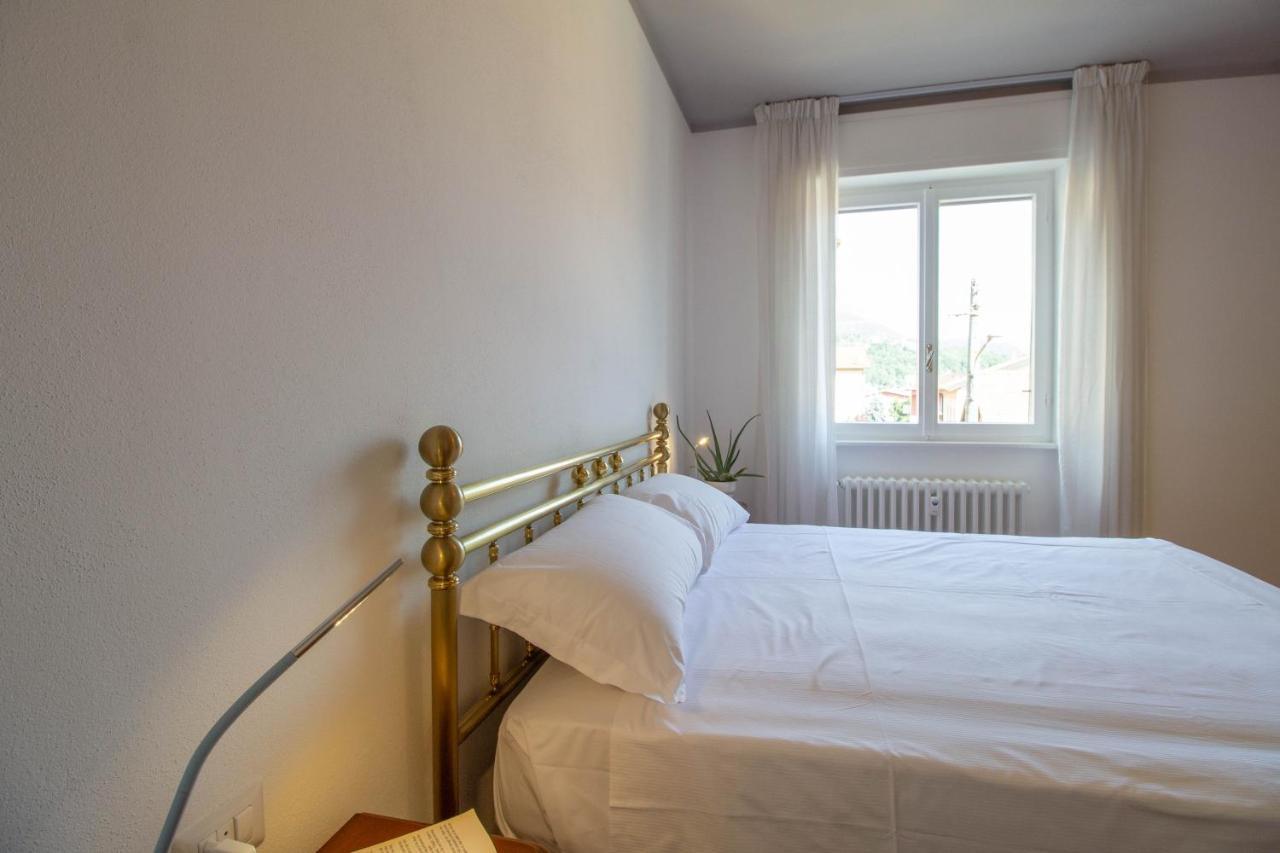 Mamma Ciccia Holiday Home - Casa Imperia Mandello del Lario Luaran gambar